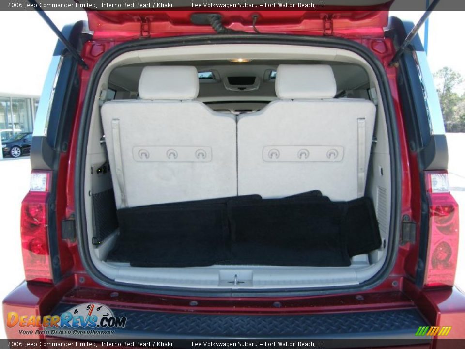 2006 Jeep Commander Limited Inferno Red Pearl / Khaki Photo #29