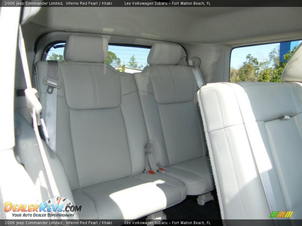2006 Jeep Commander Limited Inferno Red Pearl / Khaki Photo #30