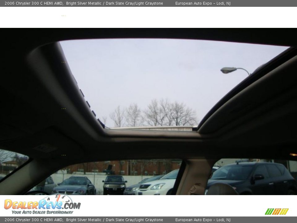 2006 Chrysler 300 C HEMI AWD Bright Silver Metallic / Dark Slate Gray/Light Graystone Photo #6