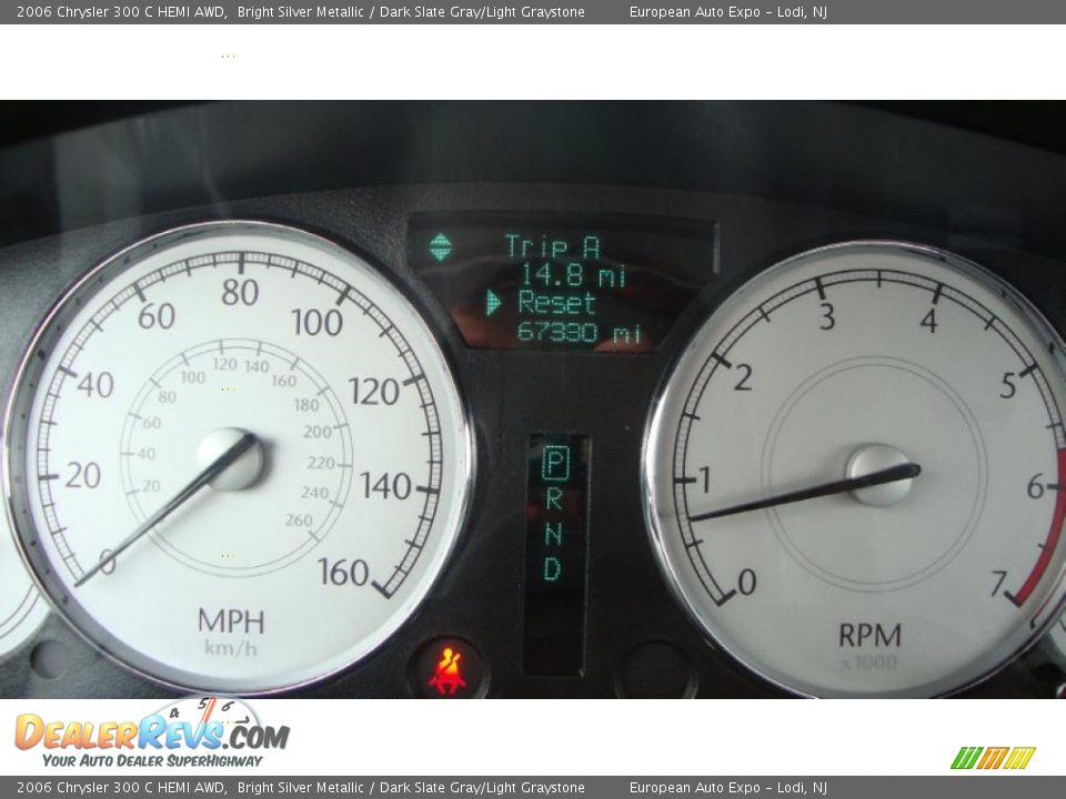 2006 Chrysler 300 C HEMI AWD Bright Silver Metallic / Dark Slate Gray/Light Graystone Photo #8
