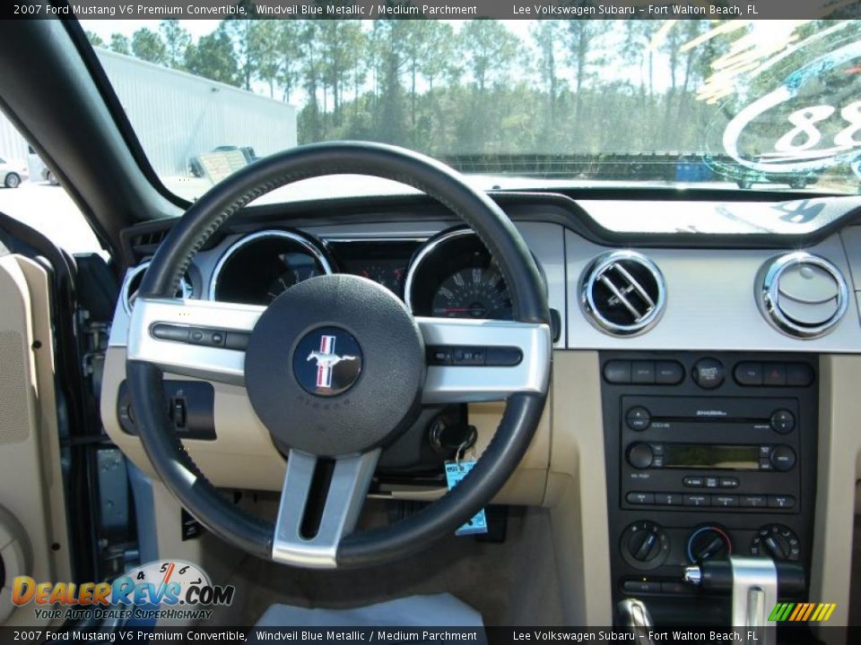 2007 Ford Mustang V6 Premium Convertible Windveil Blue Metallic / Medium Parchment Photo #25