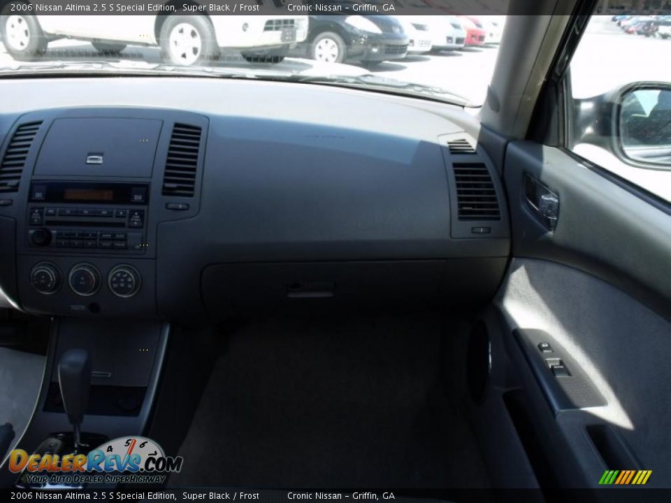 2006 Nissan Altima 2.5 S Special Edition Super Black / Frost Photo #16