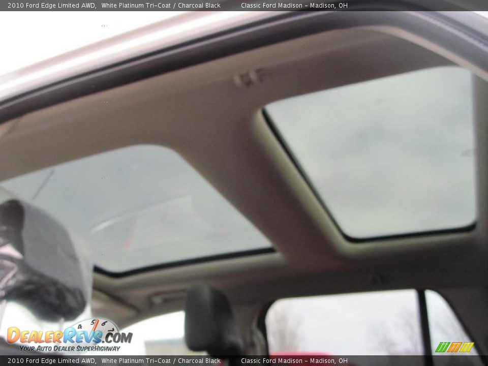 2010 Ford Edge Limited AWD White Platinum Tri-Coat / Charcoal Black Photo #9
