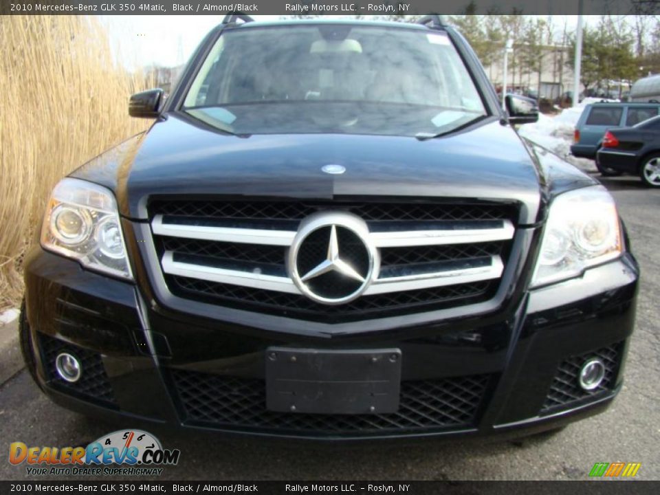 2010 Mercedes-Benz GLK 350 4Matic Black / Almond/Black Photo #2