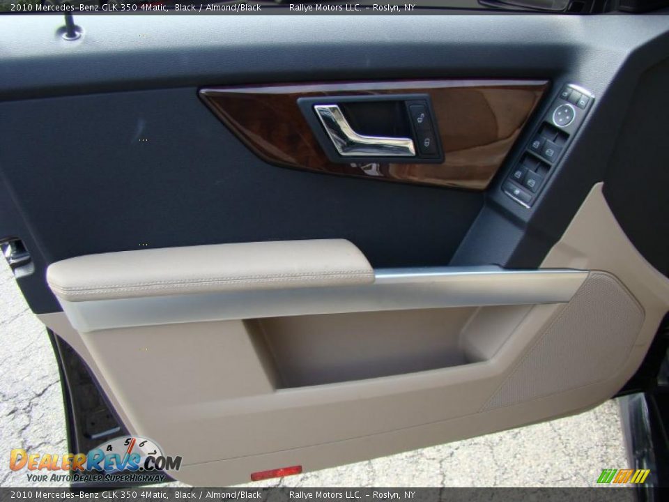 2010 Mercedes-Benz GLK 350 4Matic Black / Almond/Black Photo #7