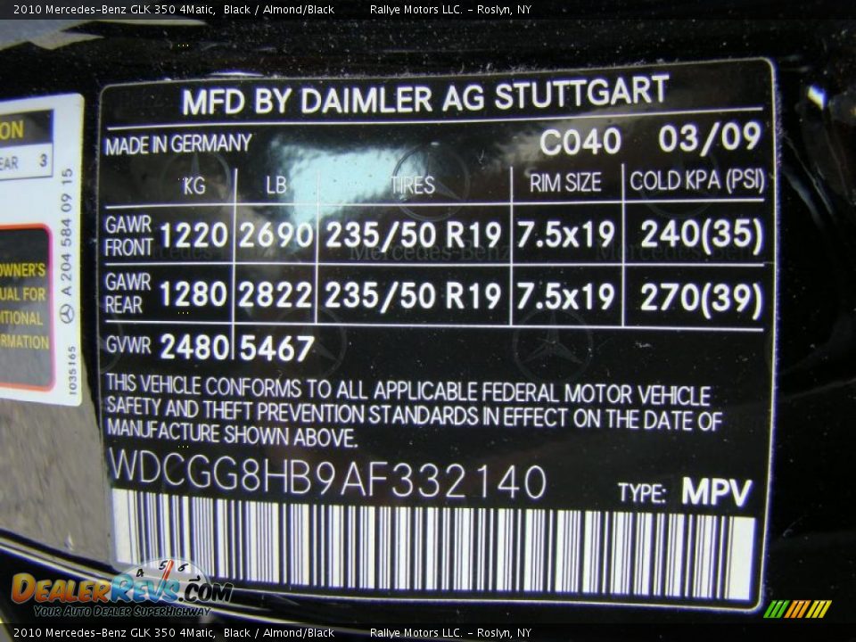 2010 Mercedes-Benz GLK 350 4Matic Black / Almond/Black Photo #15