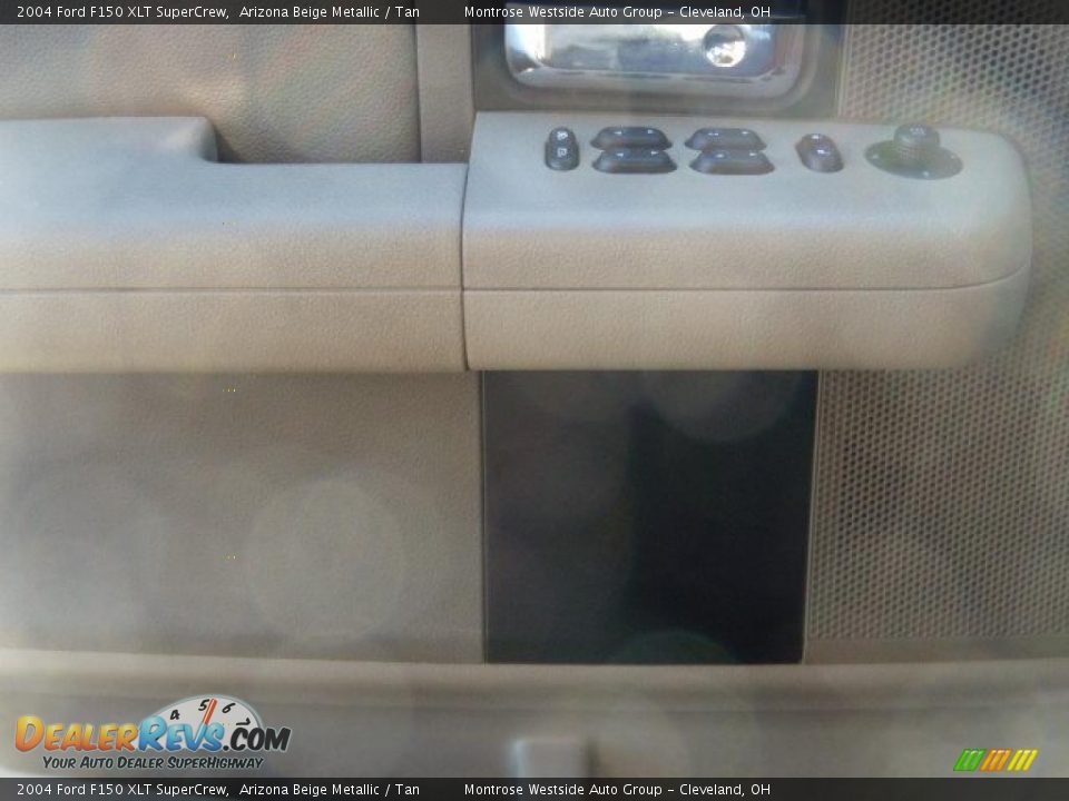 2004 Ford F150 XLT SuperCrew Arizona Beige Metallic / Tan Photo #12
