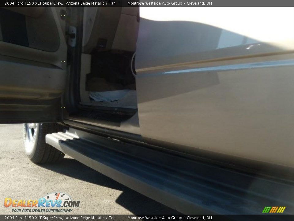 2004 Ford F150 XLT SuperCrew Arizona Beige Metallic / Tan Photo #13