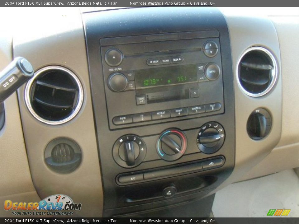 2004 Ford F150 XLT SuperCrew Arizona Beige Metallic / Tan Photo #17