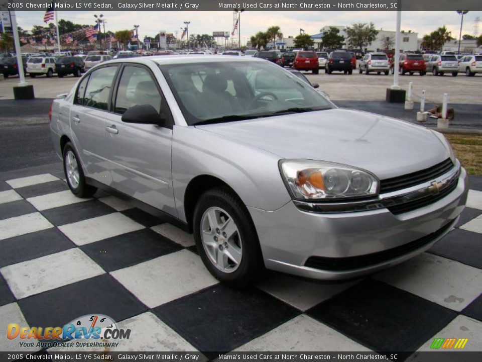 2005 Chevrolet Malibu LS V6 Sedan Galaxy Silver Metallic / Gray Photo #5