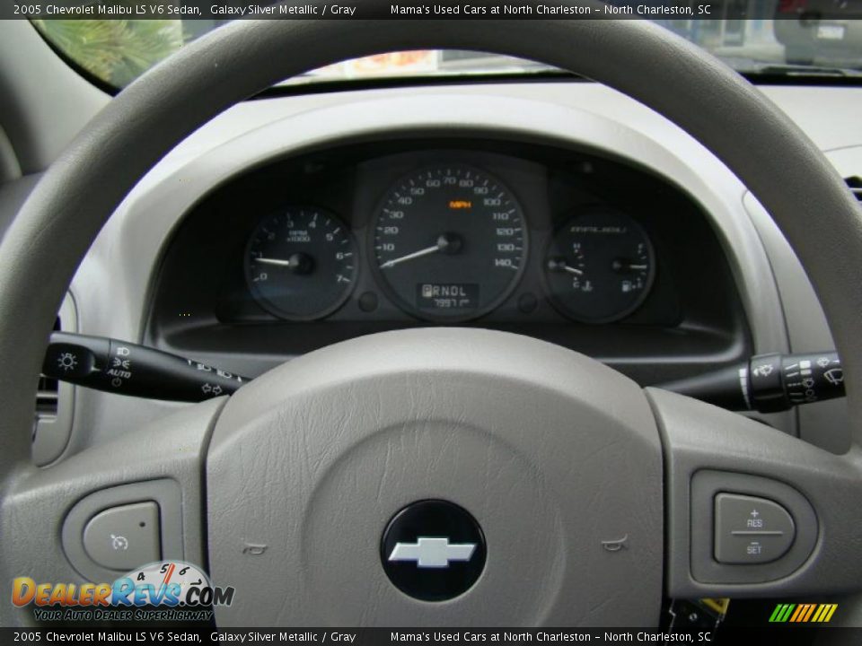 2005 Chevrolet Malibu LS V6 Sedan Galaxy Silver Metallic / Gray Photo #24