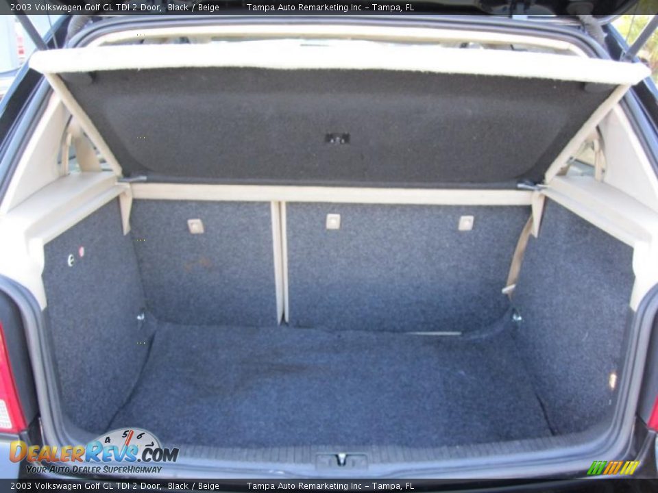 2003 Volkswagen Golf GL TDI 2 Door Black / Beige Photo #17