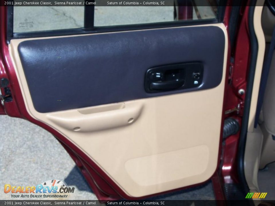 2001 Jeep Cherokee Classic Sienna Pearlcoat / Camel Photo #19