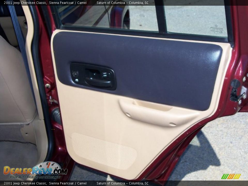 2001 Jeep Cherokee Classic Sienna Pearlcoat / Camel Photo #23