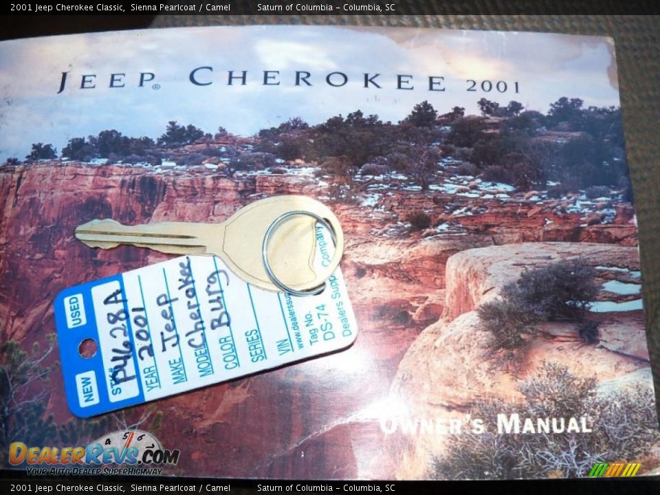 2001 Jeep Cherokee Classic Sienna Pearlcoat / Camel Photo #30
