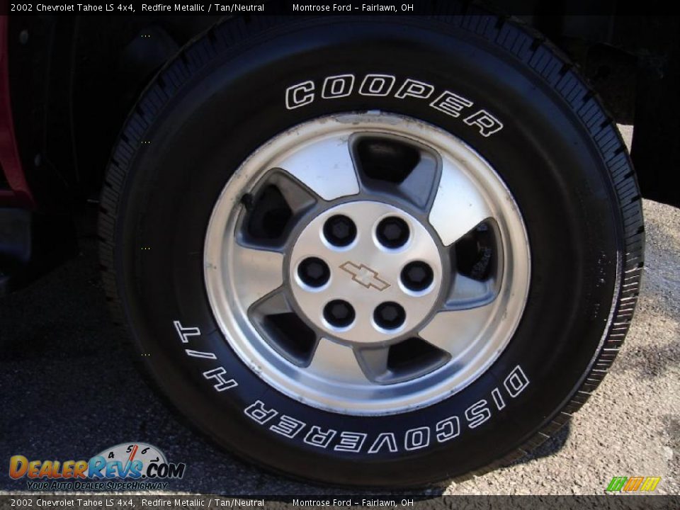 2002 Chevrolet Tahoe LS 4x4 Redfire Metallic / Tan/Neutral Photo #11