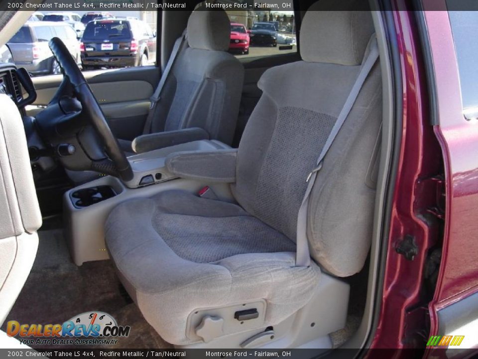 2002 Chevrolet Tahoe LS 4x4 Redfire Metallic / Tan/Neutral Photo #13