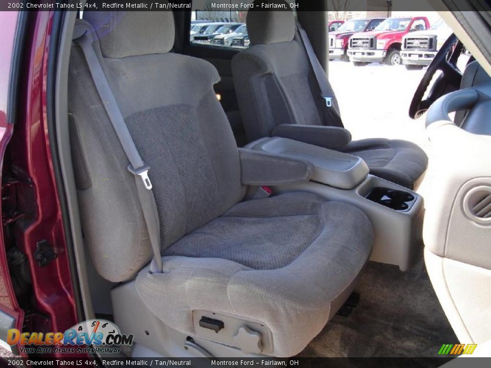 2002 Chevrolet Tahoe LS 4x4 Redfire Metallic / Tan/Neutral Photo #14