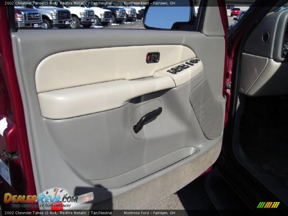 2002 Chevrolet Tahoe LS 4x4 Redfire Metallic / Tan/Neutral Photo #25