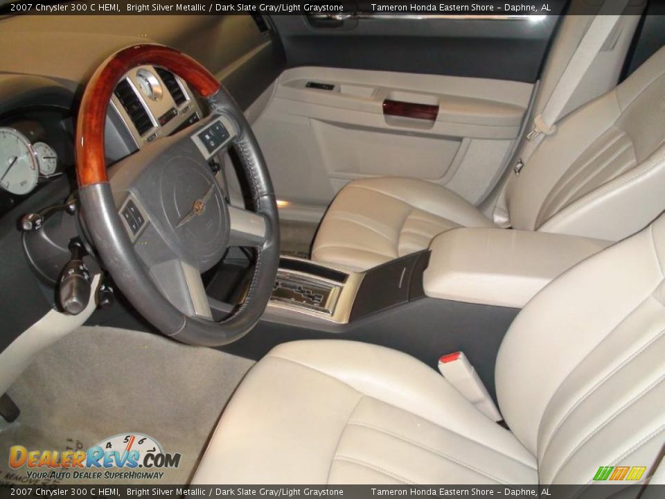 2007 Chrysler 300 C HEMI Bright Silver Metallic / Dark Slate Gray/Light Graystone Photo #11