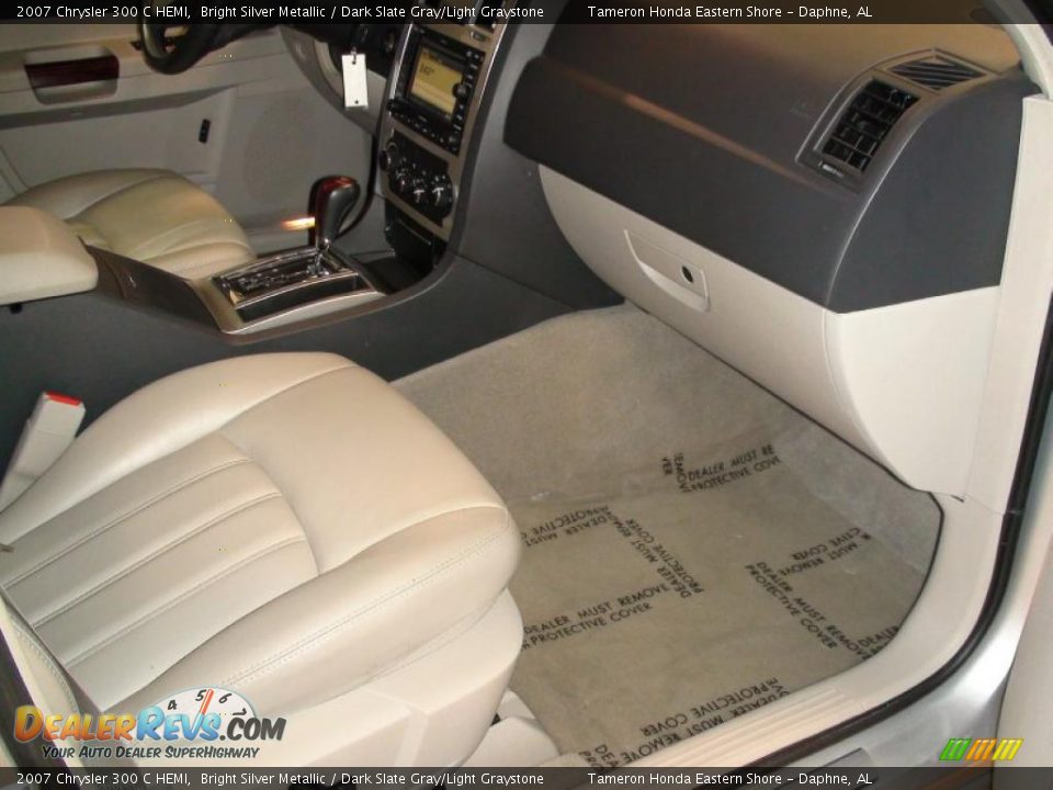 2007 Chrysler 300 C HEMI Bright Silver Metallic / Dark Slate Gray/Light Graystone Photo #27