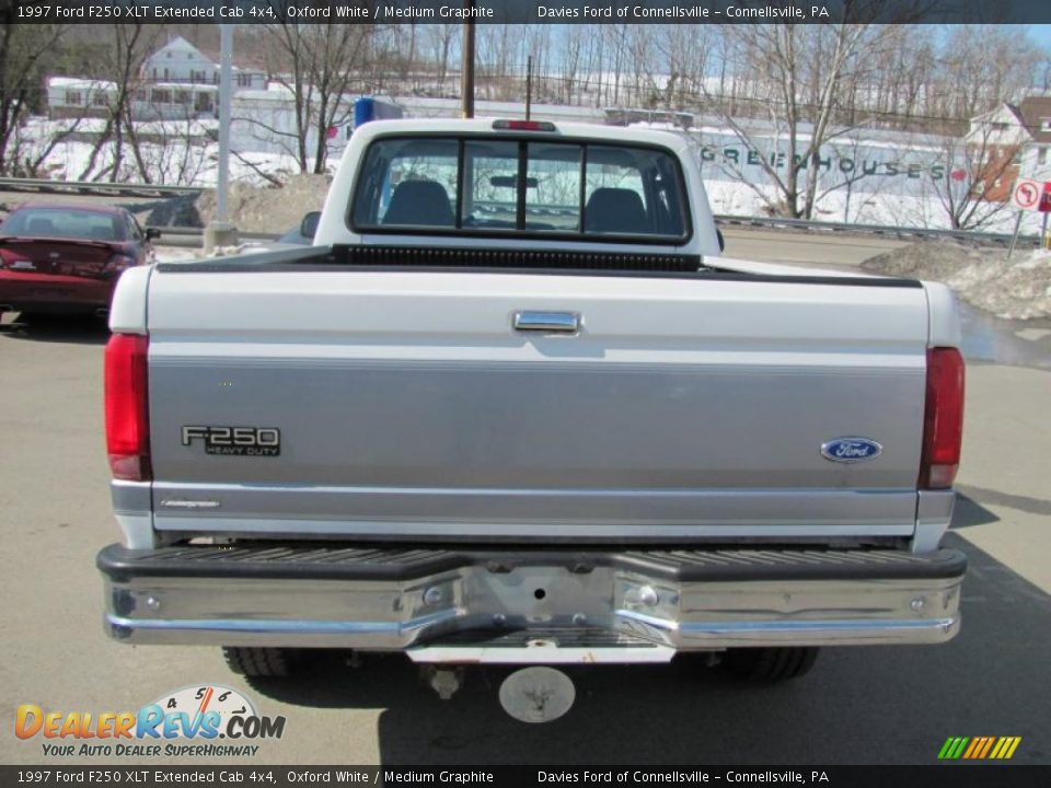 1997 Ford F250 XLT Extended Cab 4x4 Oxford White / Medium Graphite Photo #12