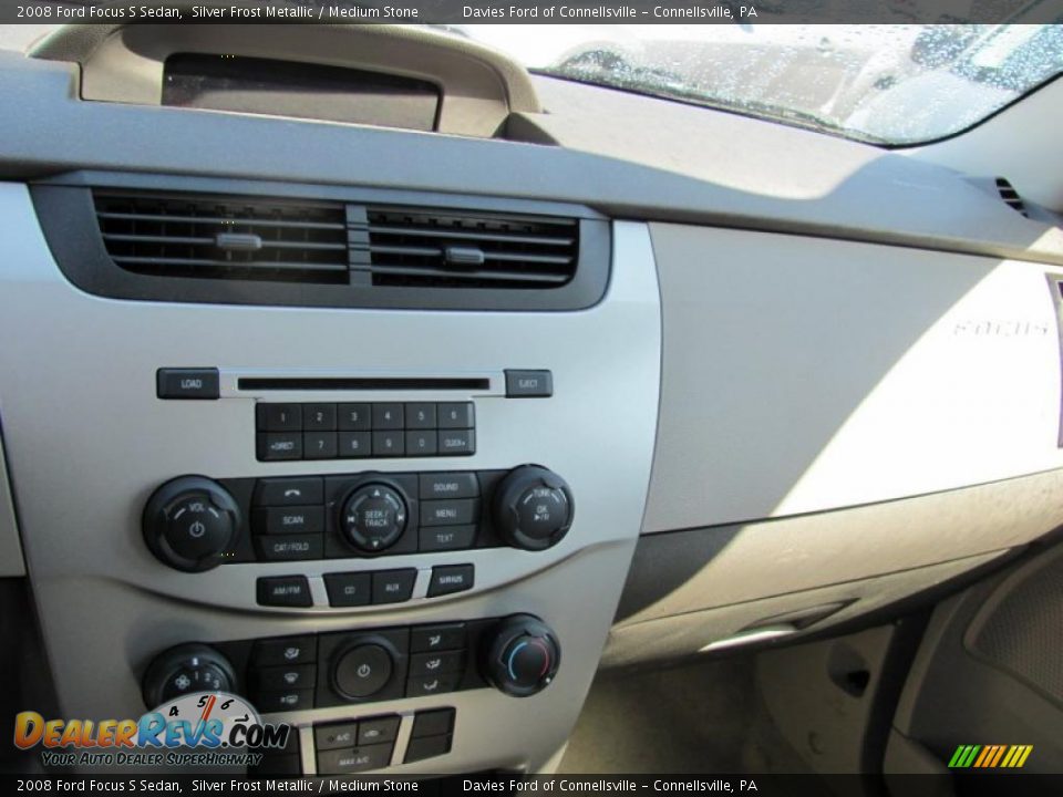 2008 Ford Focus S Sedan Silver Frost Metallic / Medium Stone Photo #12
