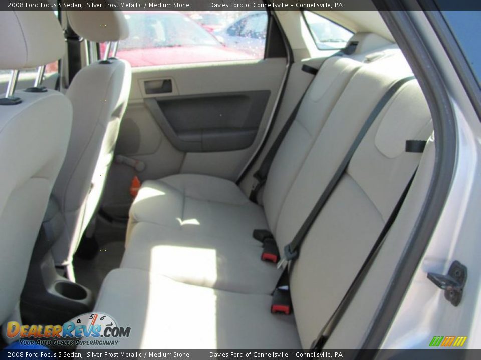 2008 Ford Focus S Sedan Silver Frost Metallic / Medium Stone Photo #14