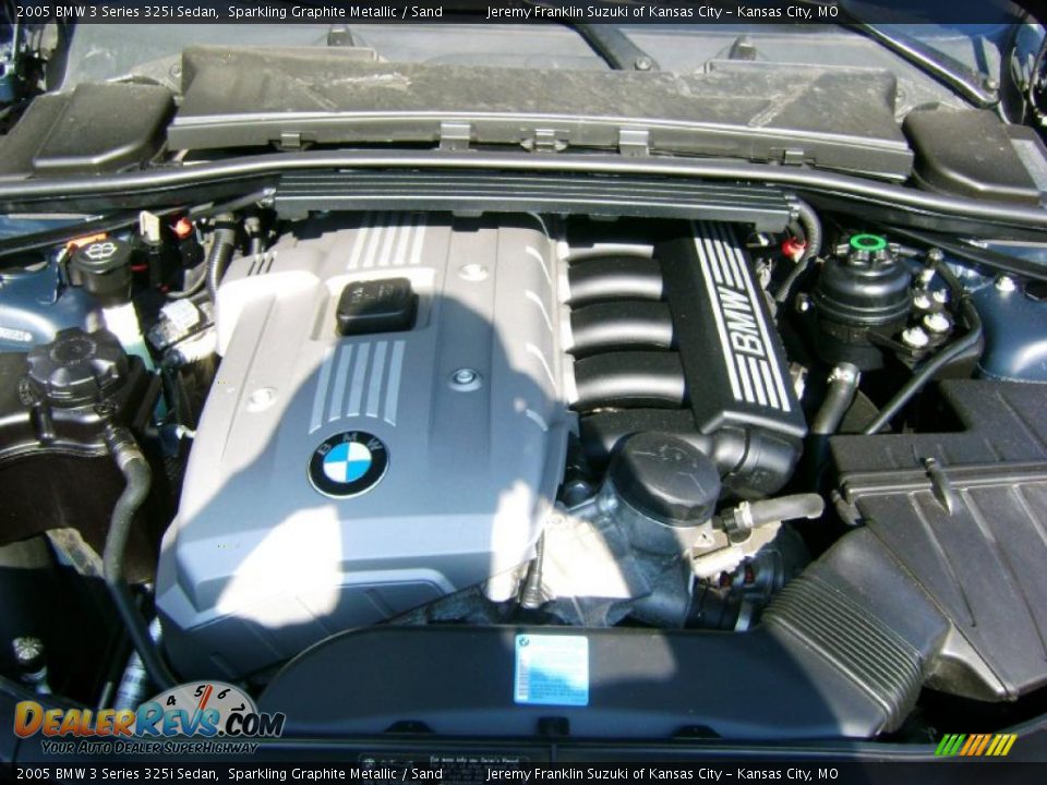 2005 BMW 3 Series 325i Sedan Sparkling Graphite Metallic / Sand Photo #20