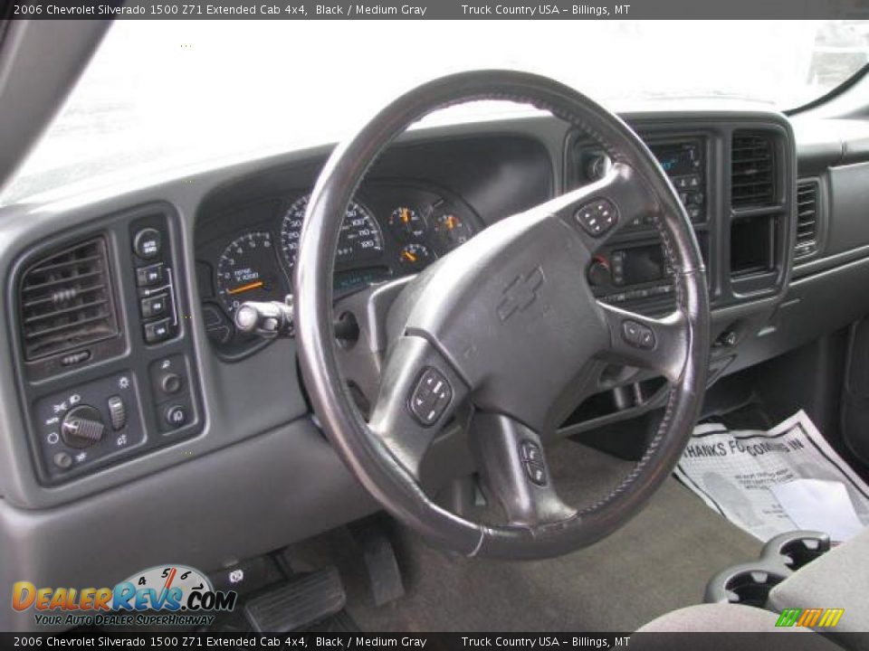 2006 Chevrolet Silverado 1500 Z71 Extended Cab 4x4 Black / Medium Gray Photo #13