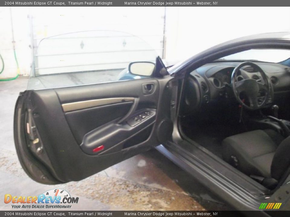 2004 Mitsubishi Eclipse GT Coupe Titanium Pearl / Midnight Photo #14