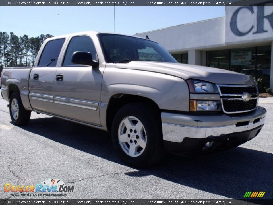2007 Chevrolet Silverado 1500 Classic LT Crew Cab Sandstone Metallic / Tan Photo #2