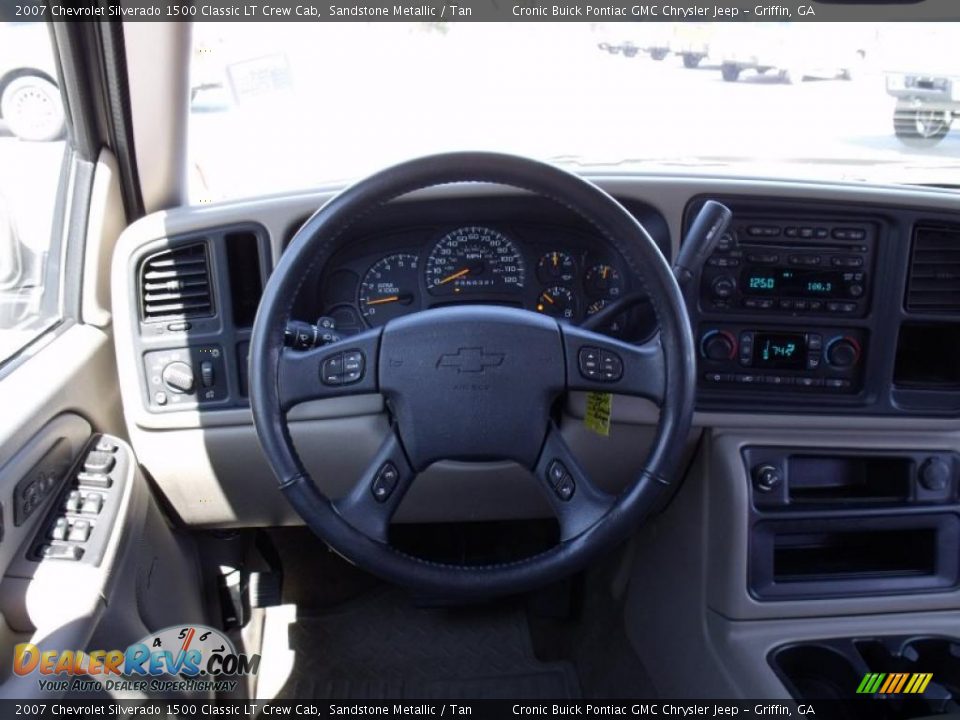 2007 Chevrolet Silverado 1500 Classic LT Crew Cab Sandstone Metallic / Tan Photo #19
