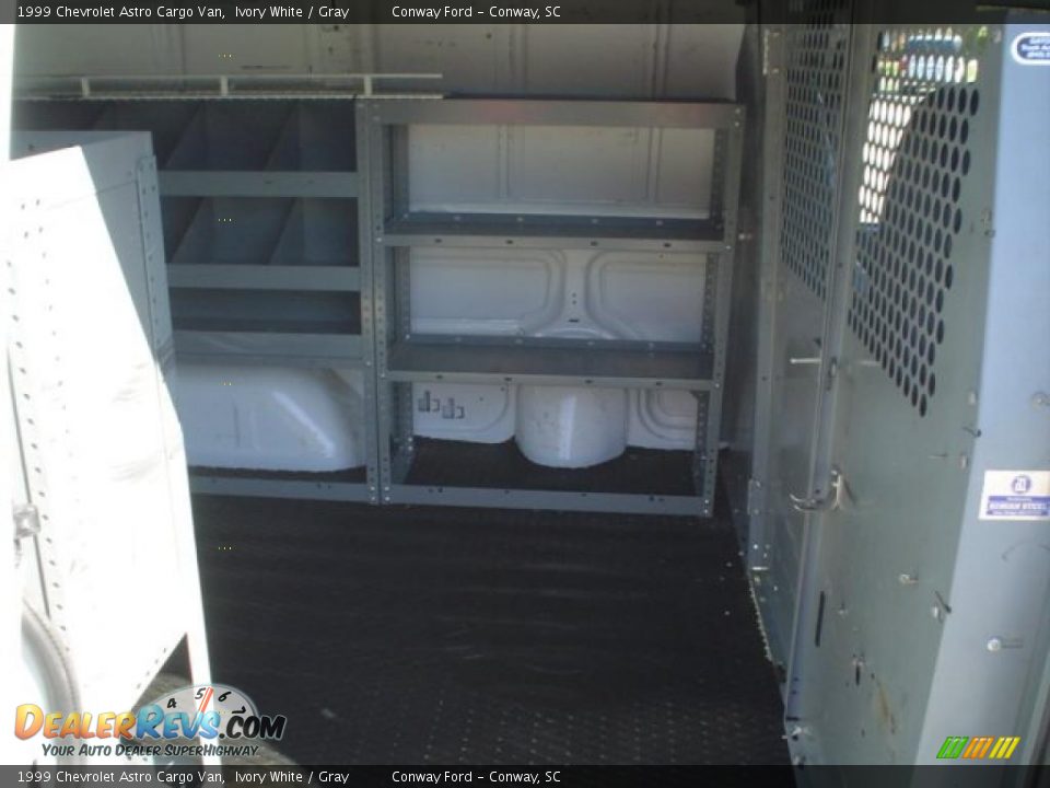 1999 Chevrolet Astro Cargo Van Ivory White / Gray Photo #15