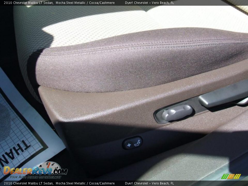 2010 Chevrolet Malibu LT Sedan Mocha Steel Metallic / Cocoa/Cashmere Photo #12