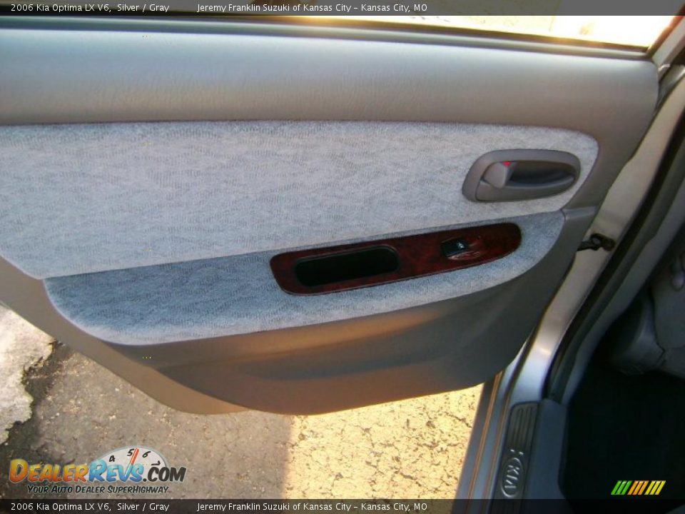 2006 Kia Optima LX V6 Silver / Gray Photo #17