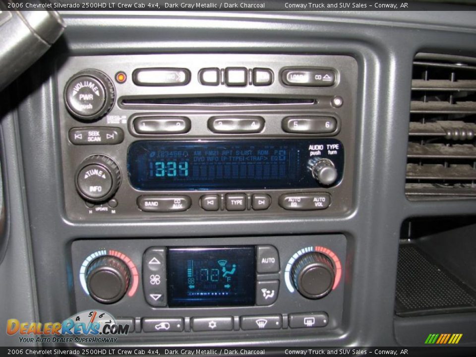 2006 Chevrolet Silverado 2500HD LT Crew Cab 4x4 Dark Gray Metallic / Dark Charcoal Photo #17