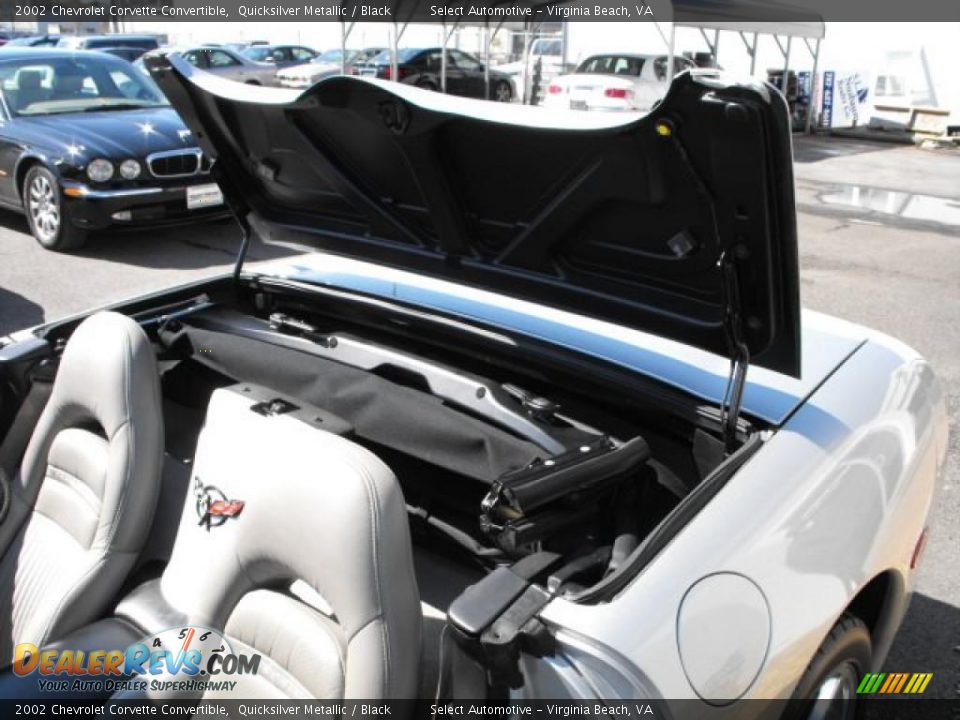 2002 Chevrolet Corvette Convertible Quicksilver Metallic / Black Photo #20