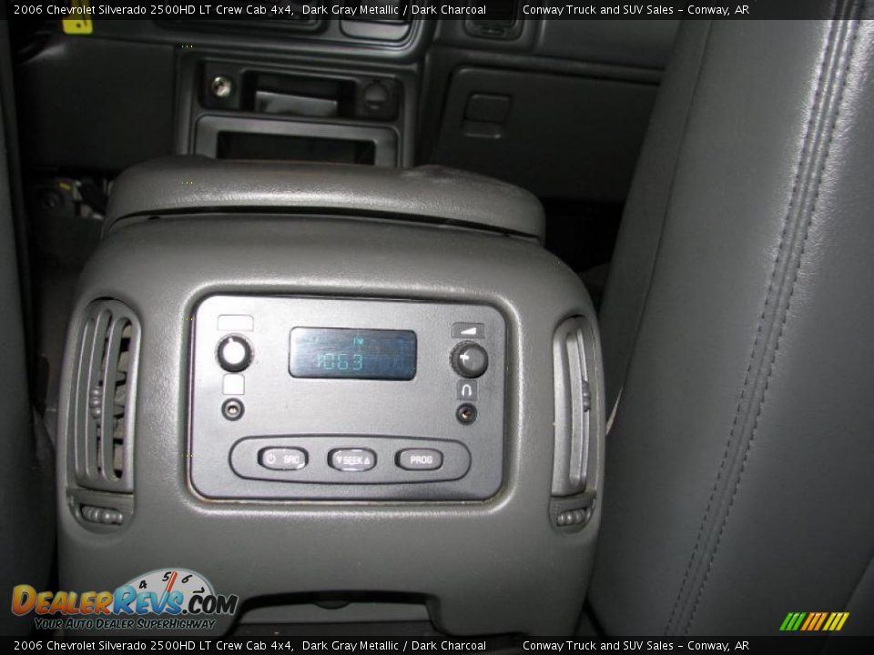 2006 Chevrolet Silverado 2500HD LT Crew Cab 4x4 Dark Gray Metallic / Dark Charcoal Photo #28