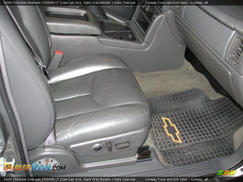 2006 Chevrolet Silverado 2500HD LT Crew Cab 4x4 Dark Gray Metallic / Dark Charcoal Photo #29