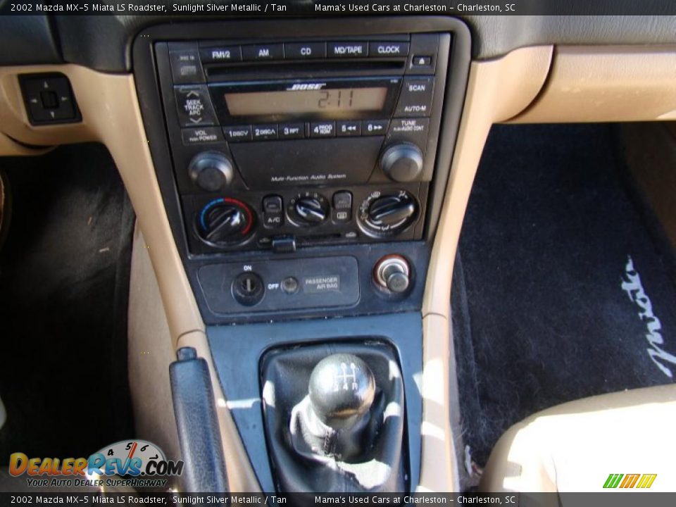 2002 Mazda MX-5 Miata LS Roadster Sunlight Silver Metallic / Tan Photo #16