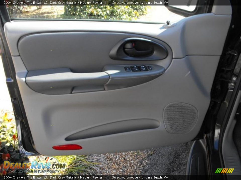 2004 Chevrolet TrailBlazer LS Dark Gray Metallic / Medium Pewter Photo #10