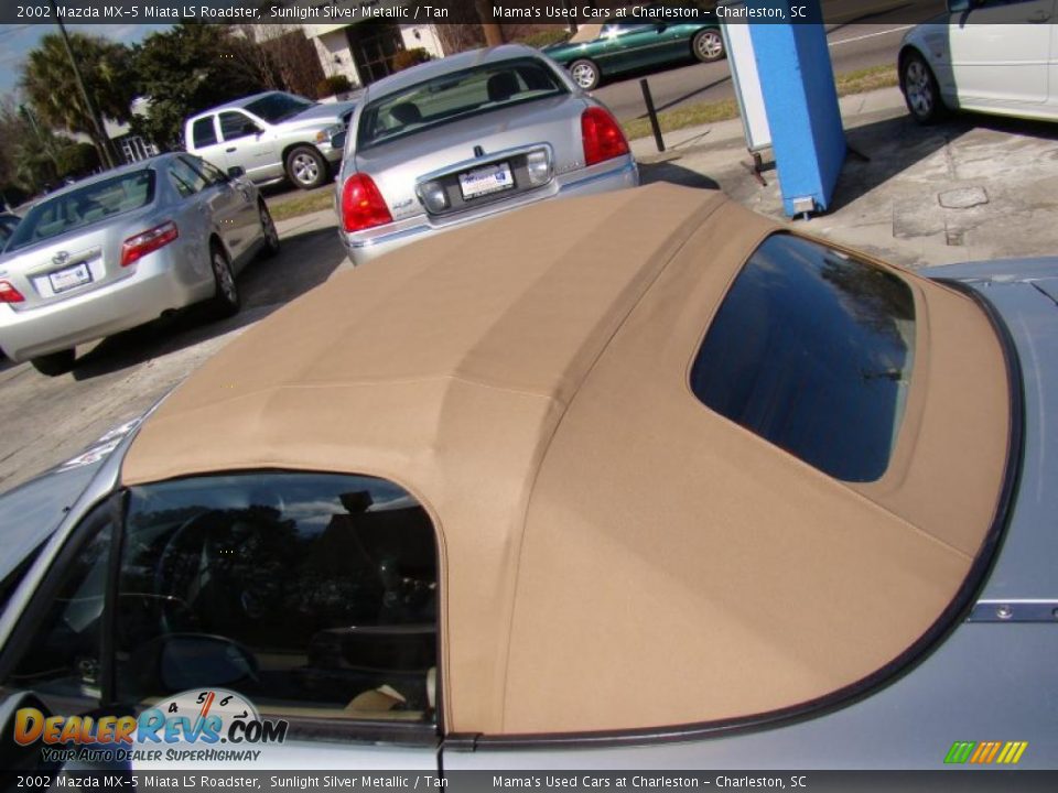 2002 Mazda MX-5 Miata LS Roadster Sunlight Silver Metallic / Tan Photo #26