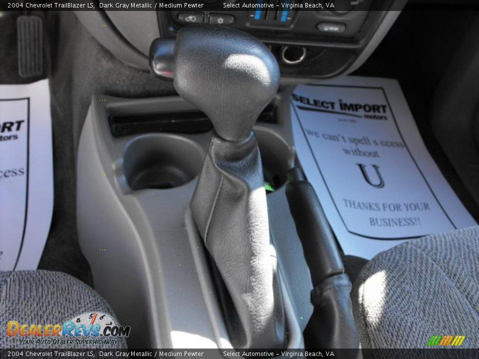 2004 Chevrolet TrailBlazer LS Dark Gray Metallic / Medium Pewter Photo #16