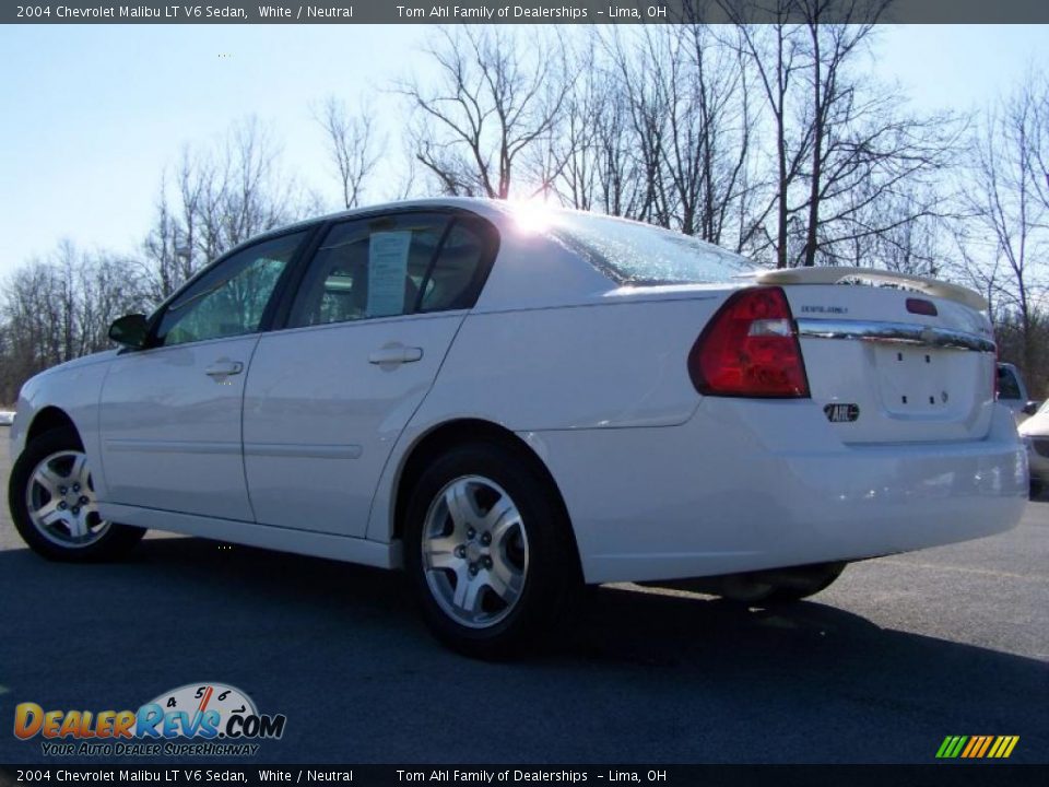 2004 Chevrolet Malibu LT V6 Sedan White / Neutral Photo #4