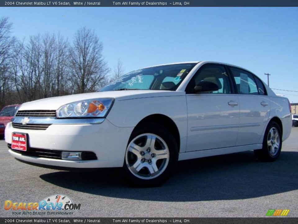 2004 Chevrolet Malibu LT V6 Sedan White / Neutral Photo #5