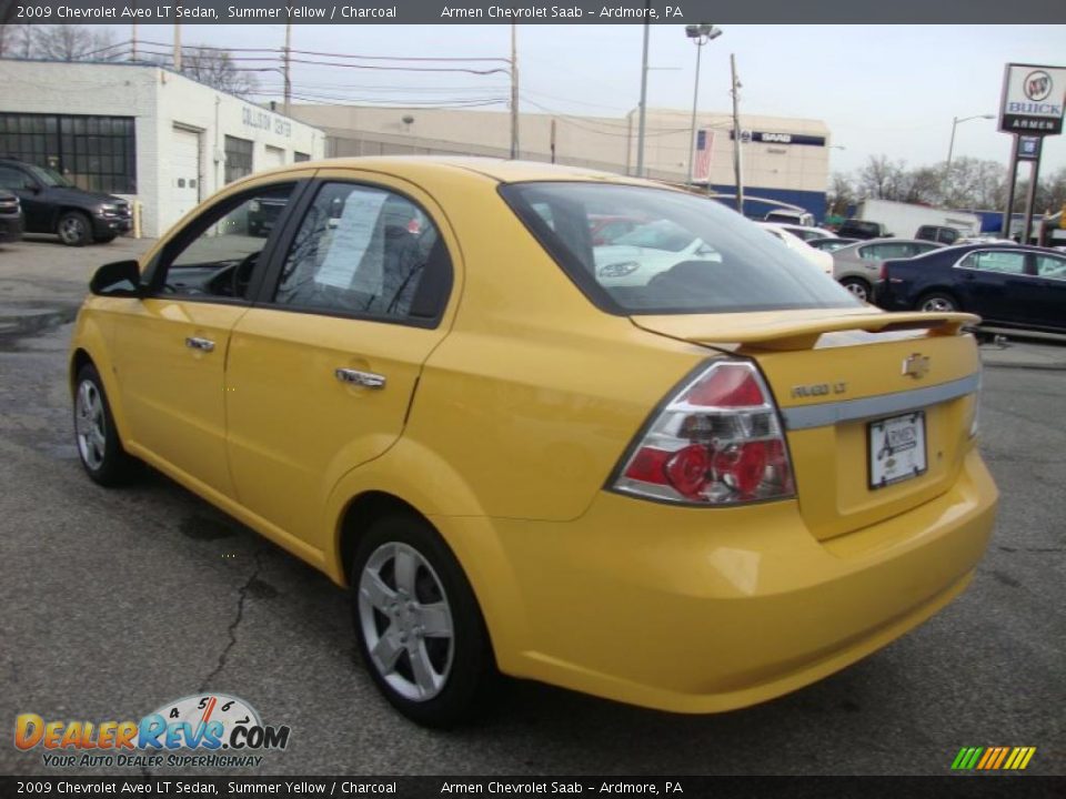 2009 Chevrolet Aveo LT Sedan Summer Yellow / Charcoal Photo #9