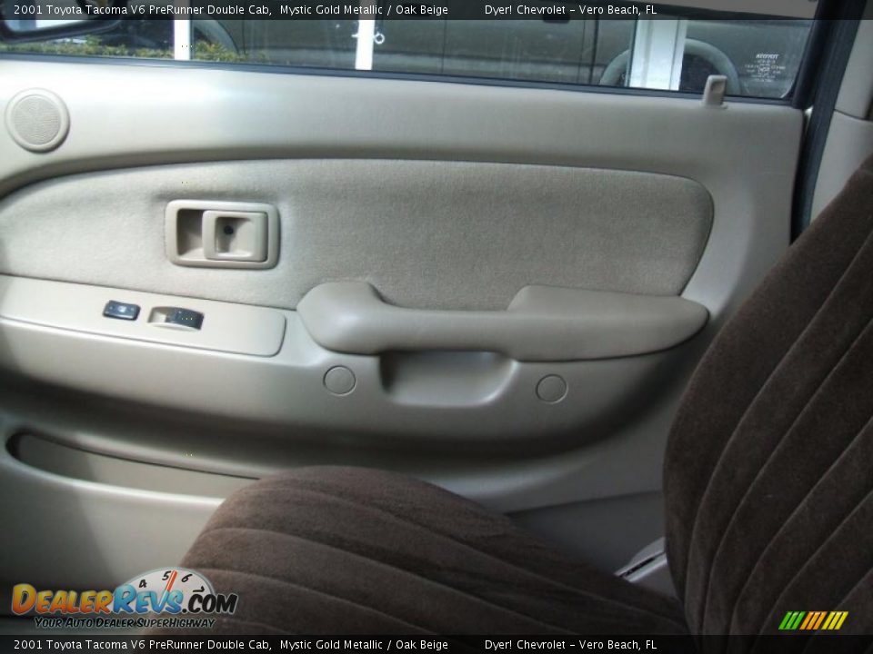 2001 Toyota Tacoma V6 PreRunner Double Cab Mystic Gold Metallic / Oak Beige Photo #17