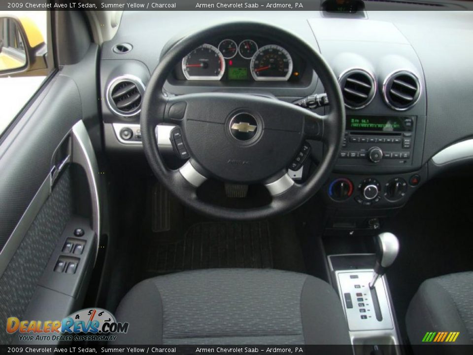 2009 Chevrolet Aveo LT Sedan Summer Yellow / Charcoal Photo #24