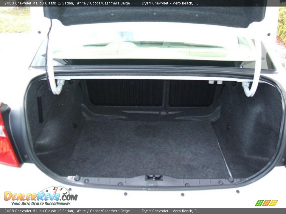 2008 Chevrolet Malibu Classic LS Sedan White / Cocoa/Cashmere Beige Photo #15